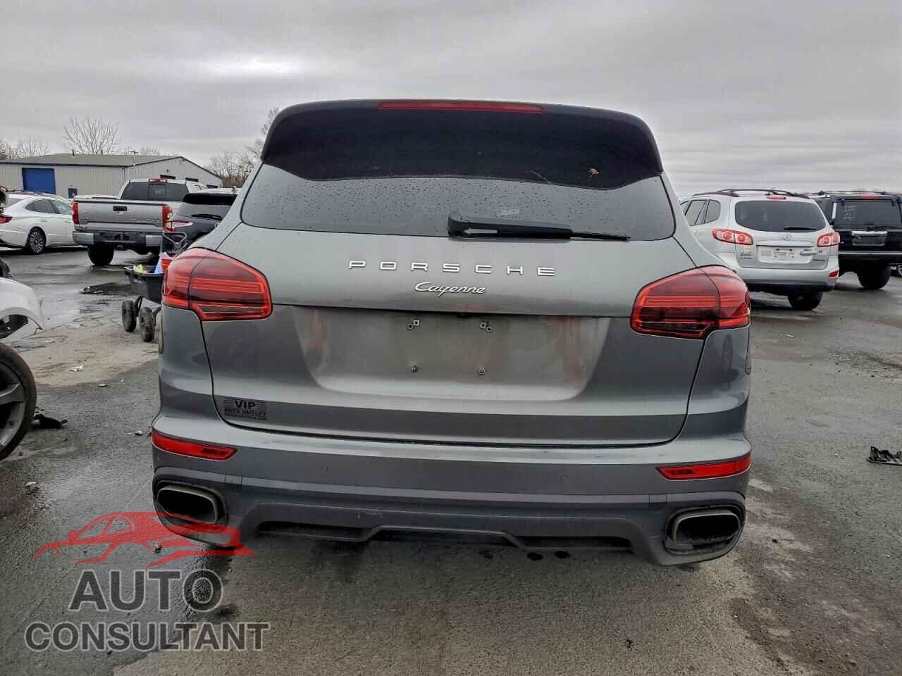PORSCHE CAYENNE 2016 - WP1AA2A20GLA06501