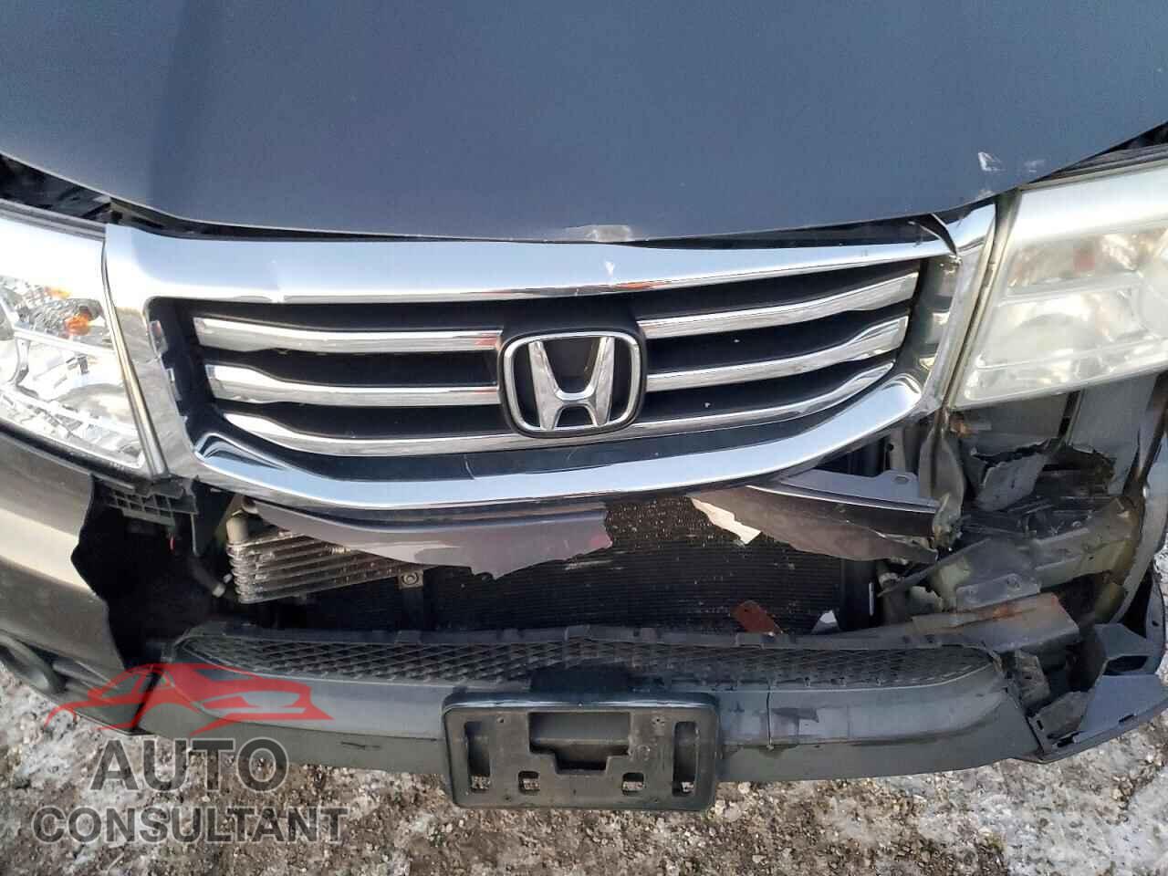 HONDA PILOT 2015 - 5FNYF4H22FB039357