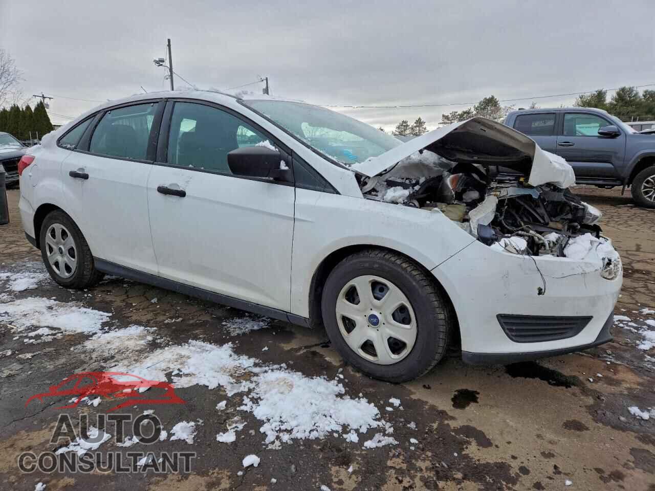 FORD FOCUS 2015 - 1FADP3E28FL285469