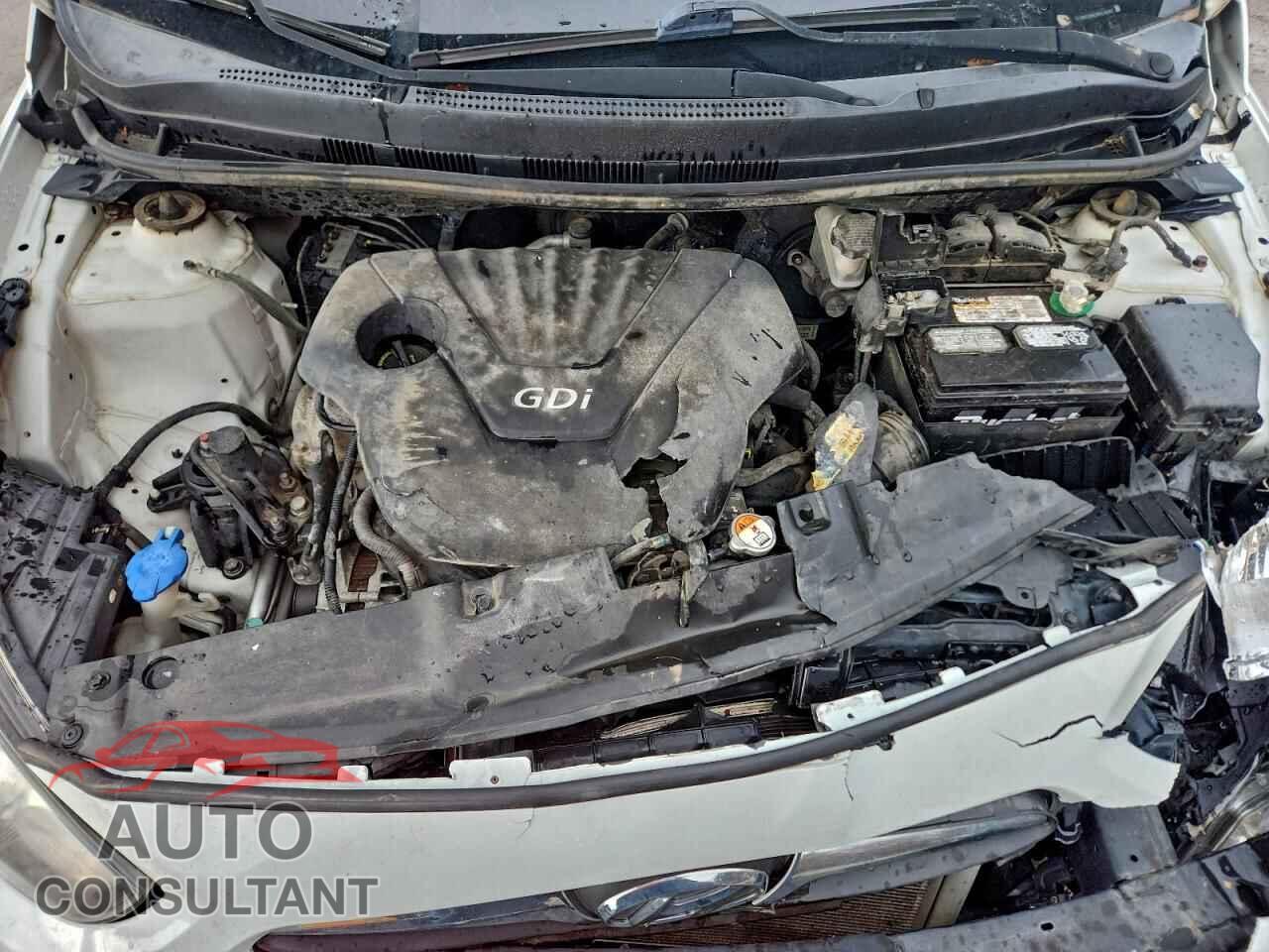 HYUNDAI ACCENT 2013 - KMHCU5AE5DU130987