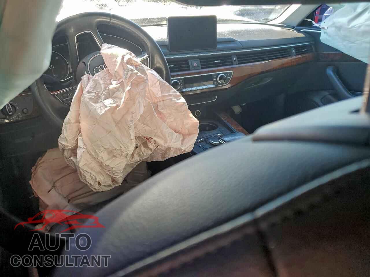 AUDI A4 2019 - WAUGMAF48KA013169