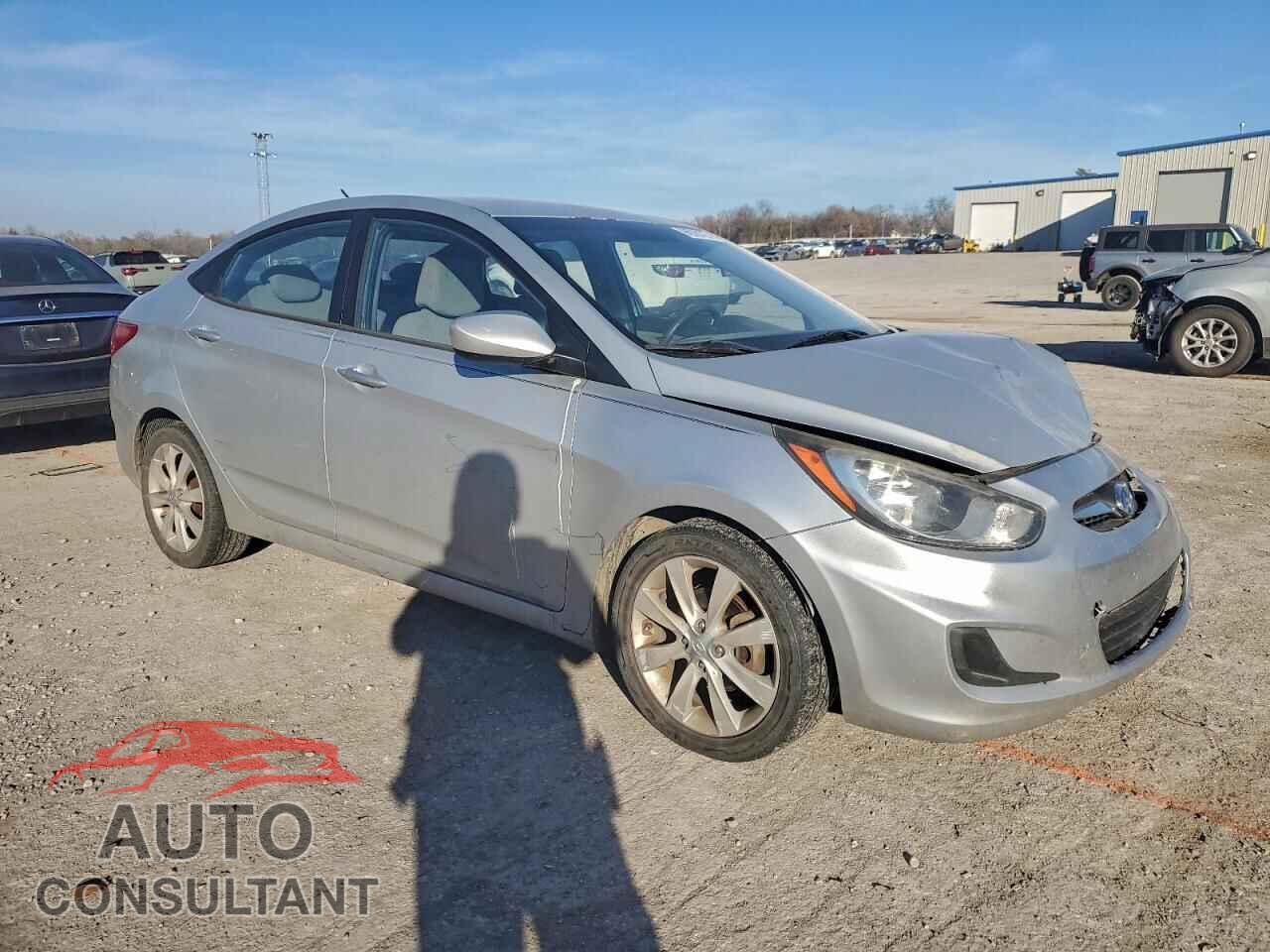HYUNDAI ACCENT 2012 - KMHCU4AE6CU051210