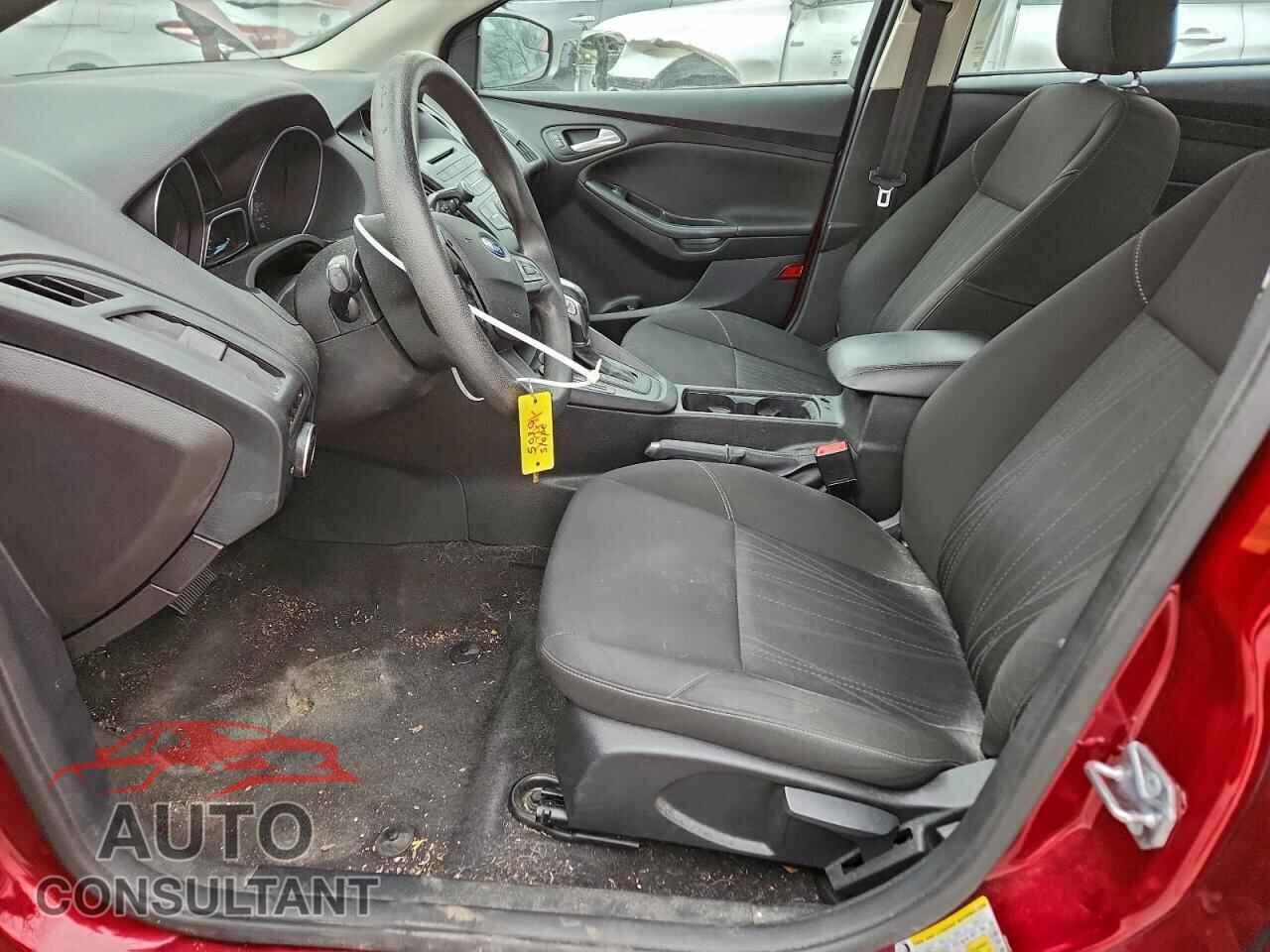 FORD FOCUS 2015 - 1FADP3F26FL368669