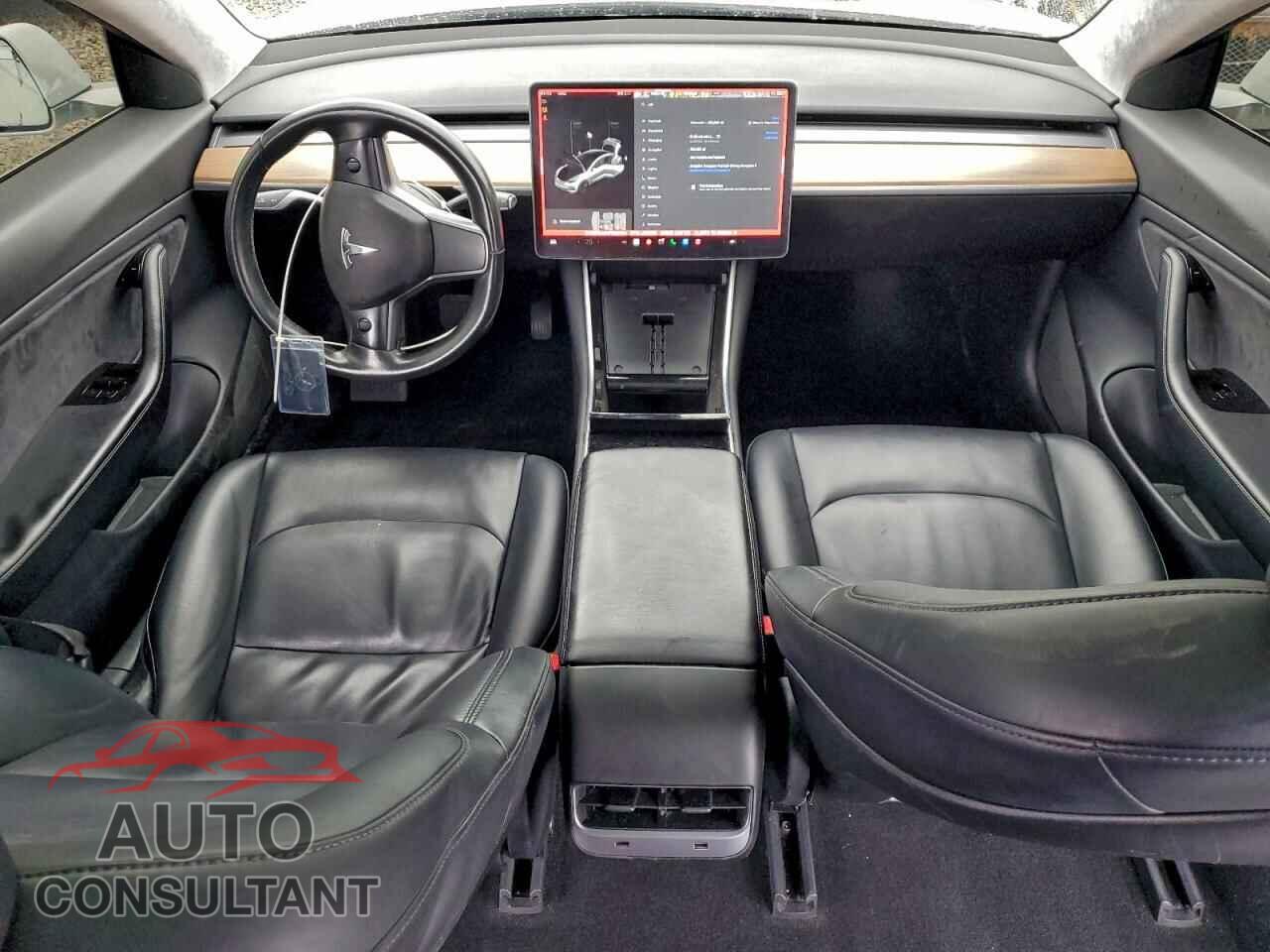 TESLA MODEL 3 2017 - 5YJ3E1EA5HF002054