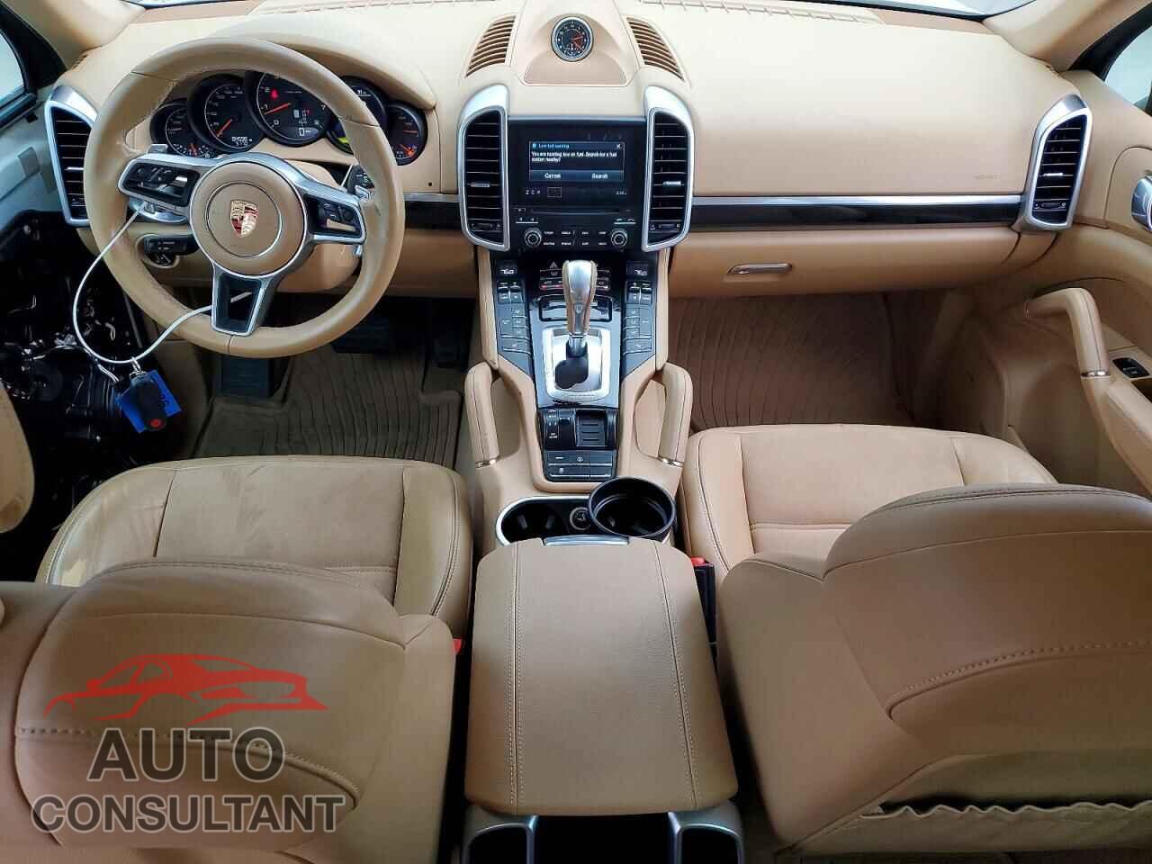 PORSCHE CAYENNE 2017 - WP1AA2A27HKA88945