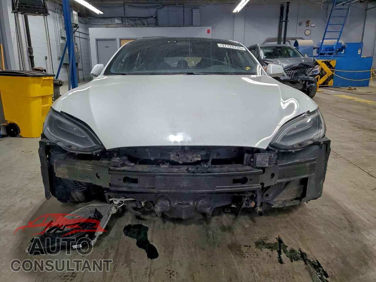 TESLA MODEL S 2020 - 5YJSA1E26LF389156