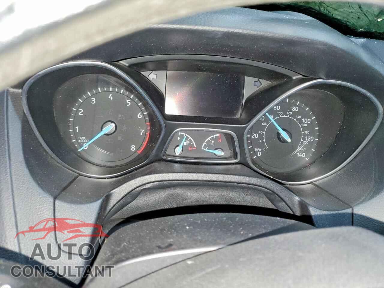 FORD FOCUS 2018 - 1FADP3E24JL304298