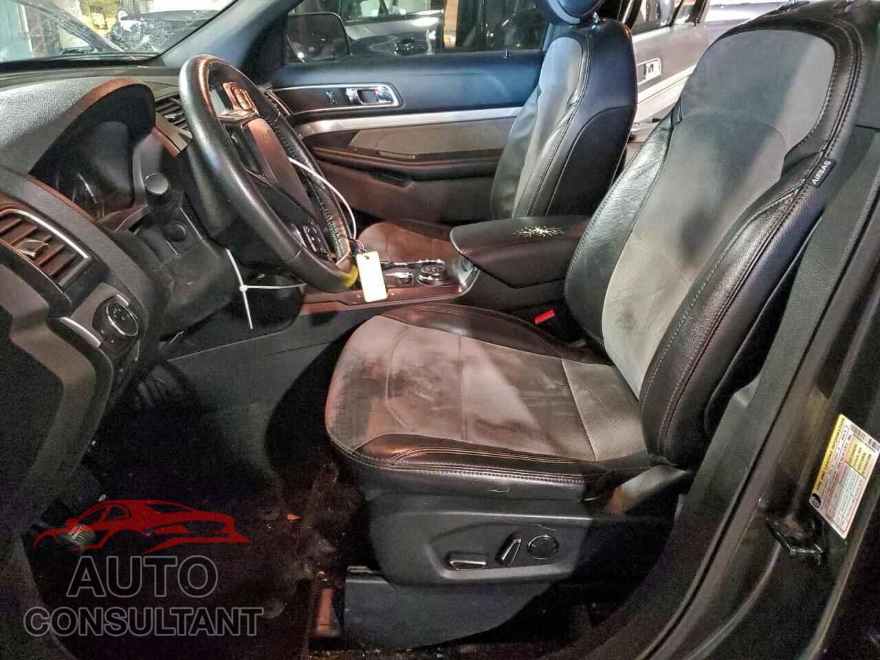 FORD EXPLORER 2017 - 1FM5K8D81HGD00935