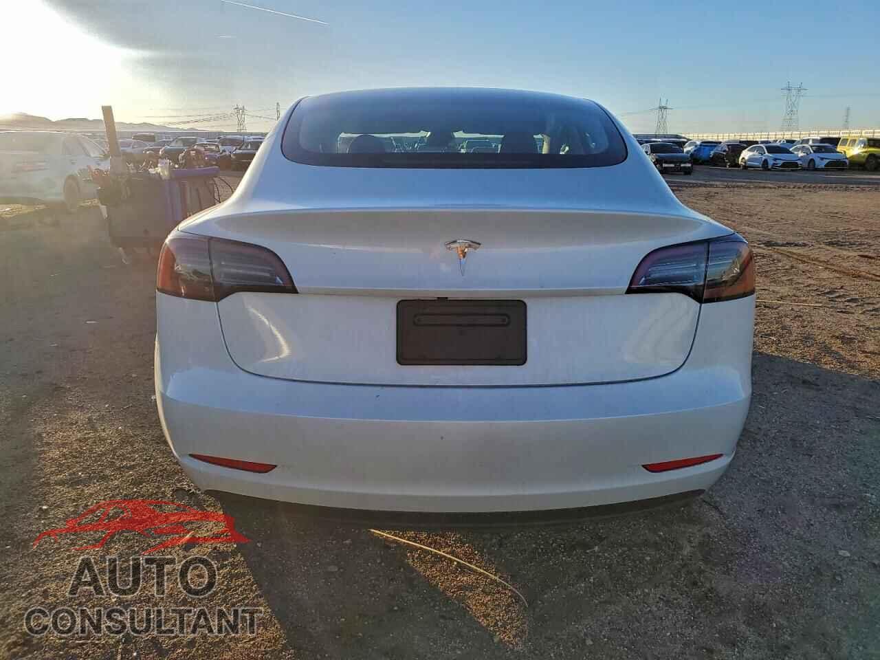 TESLA MODEL 3 2023 - 5YJ3E1EA2PF682901