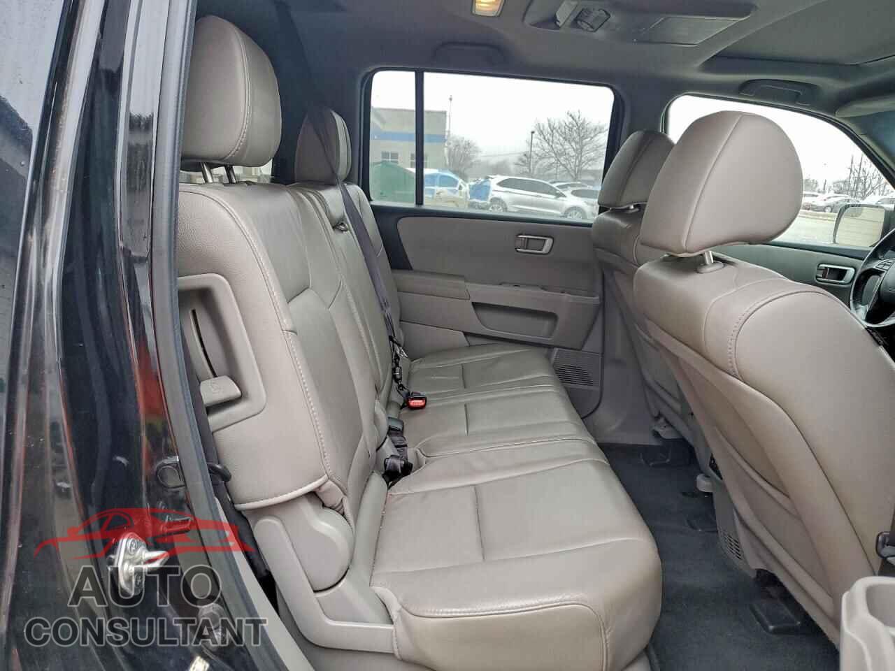 HONDA PILOT 2012 - 5FNYF4H63CB085570