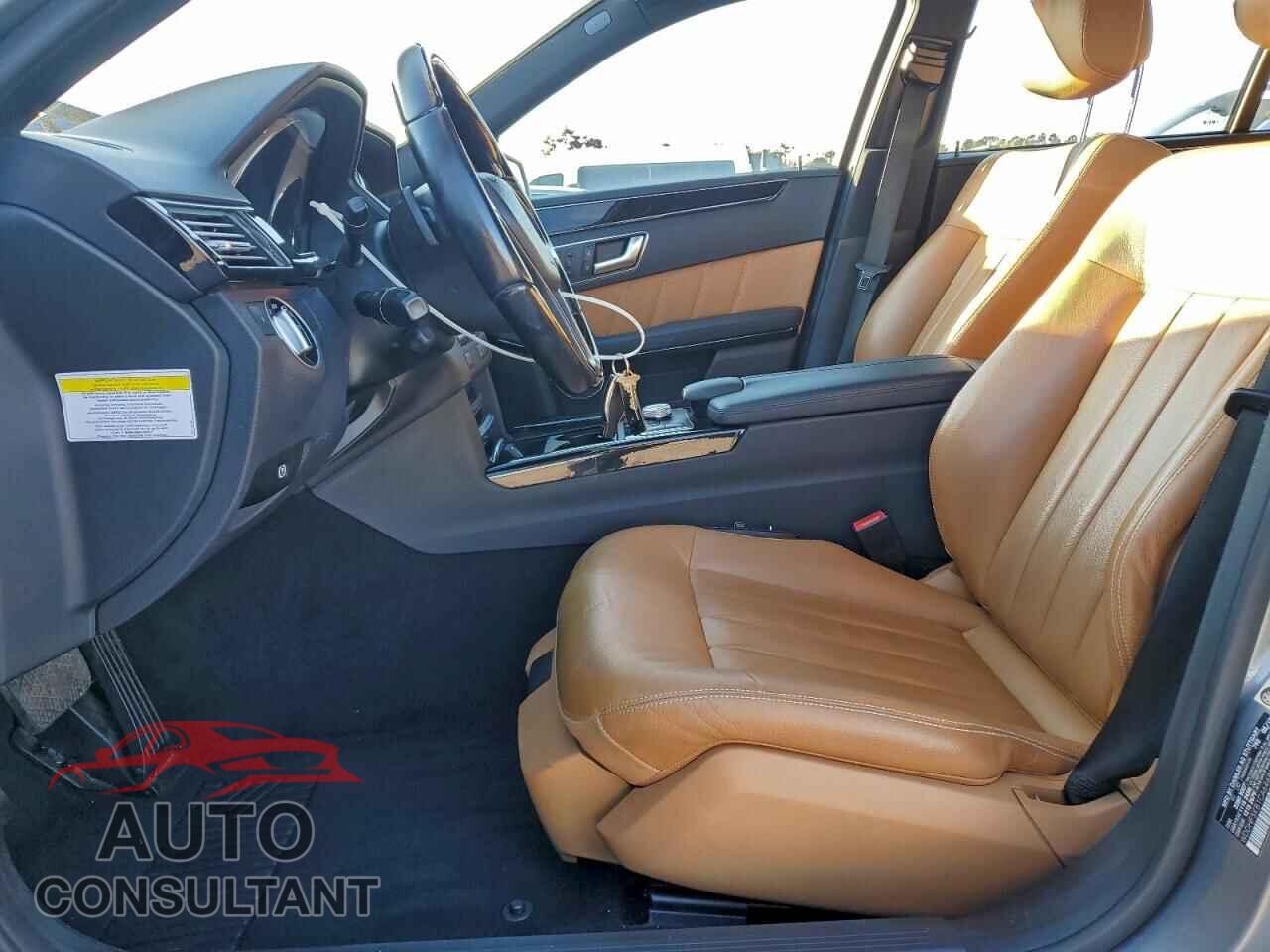 MERCEDES-BENZ E-CLASS 2012 - WDDHF5KB1CA646889
