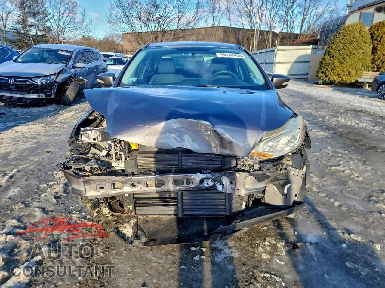 FORD FOCUS 2014 - 1FADP3F27EL231982