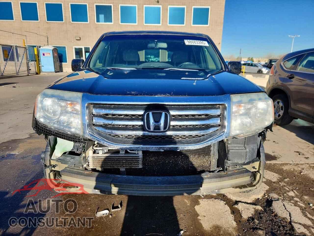 HONDA PILOT 2013 - 5FNYF4H51DB044654