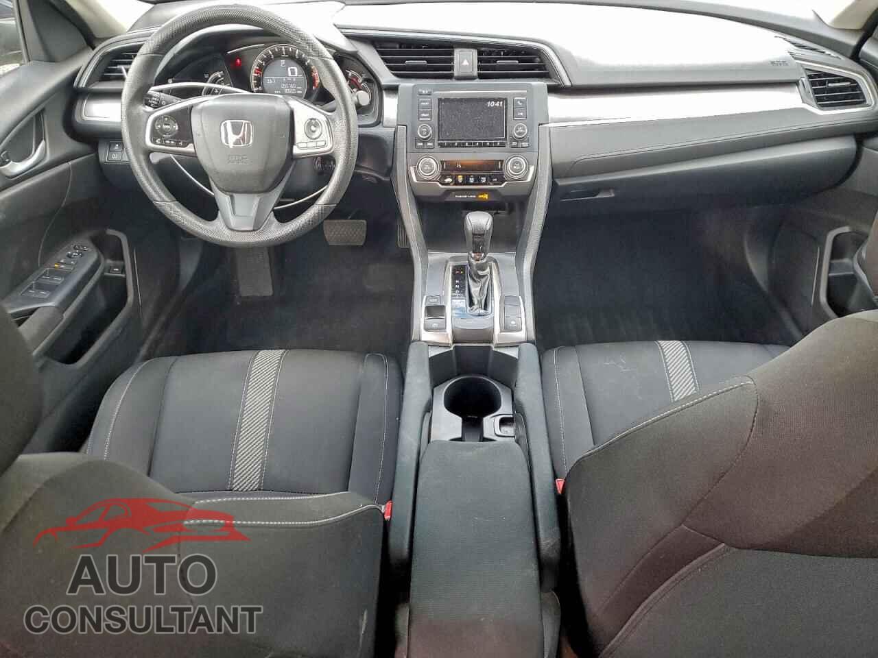 HONDA CIVIC 2017 - 19XFC2F57HE208931
