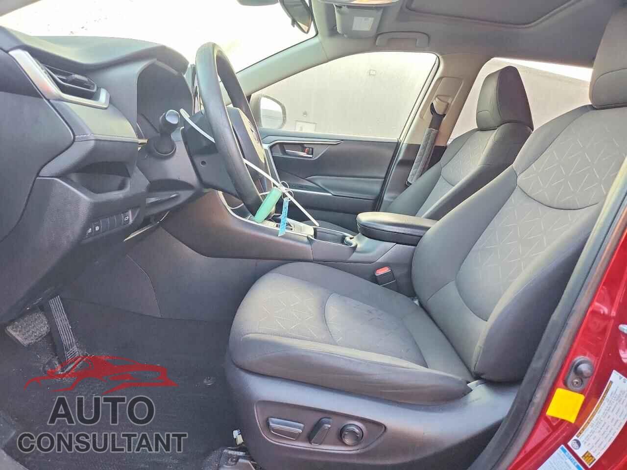 TOYOTA RAV4 2019 - JTMP1RFV9KD514492