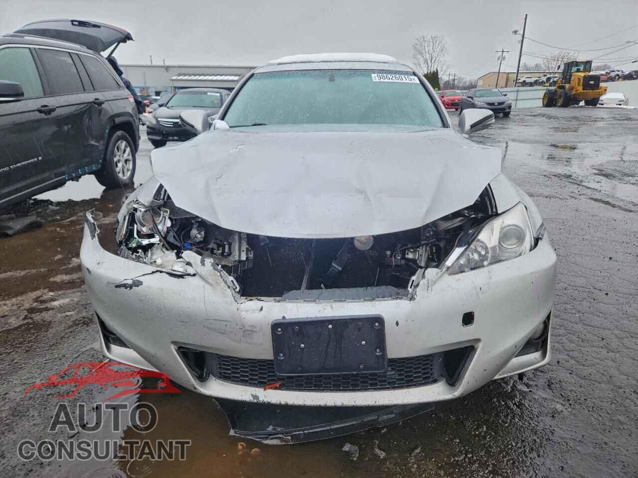 LEXUS IS 2012 - JTHCF5C21C5052894