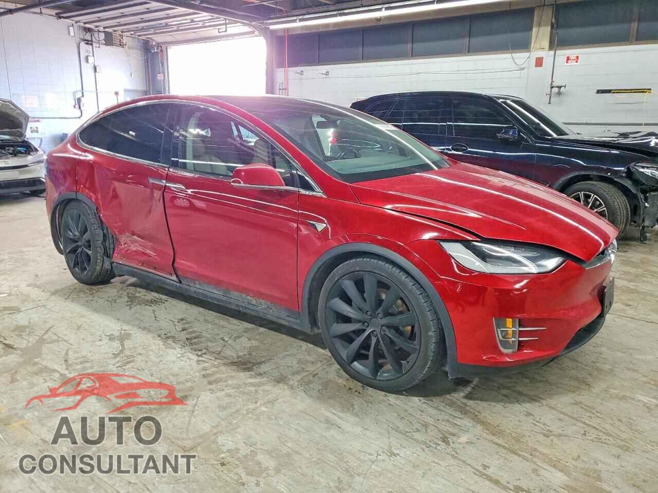 TESLA MODEL X 2018 - 5YJXCDE25JF143682