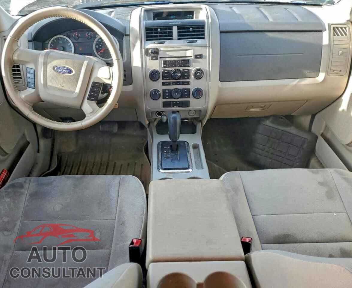 FORD ESCAPE 2011 - 1FMCU0D74BKA37676