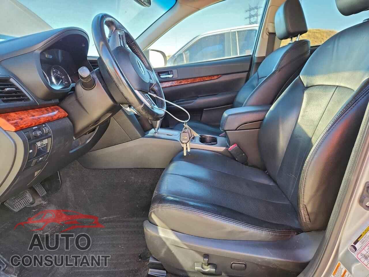 SUBARU OUTBACK 2012 - 4S4BRBLC4C3207621
