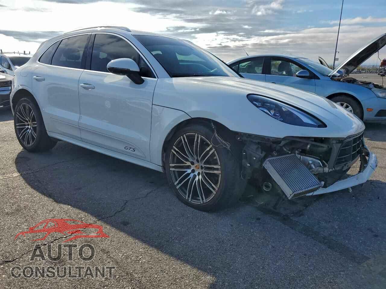 PORSCHE MACAN 2018 - WP1AG2A52JLB64726