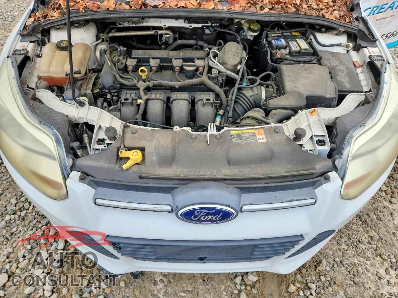 FORD FOCUS 2014 - 1FADP3F21EL165350