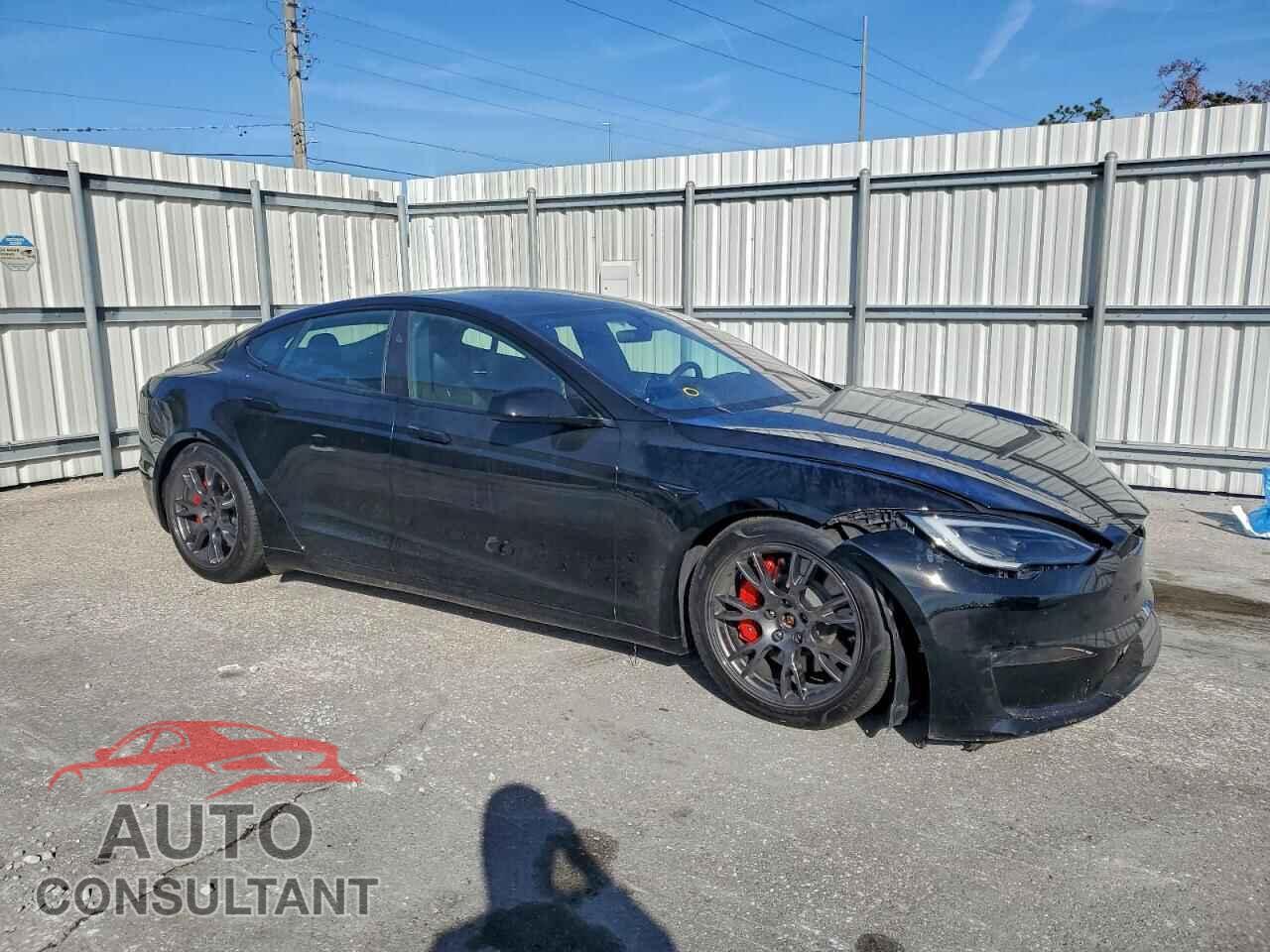 TESLA MODEL S 2024 - 5YJSA1E61RF533479