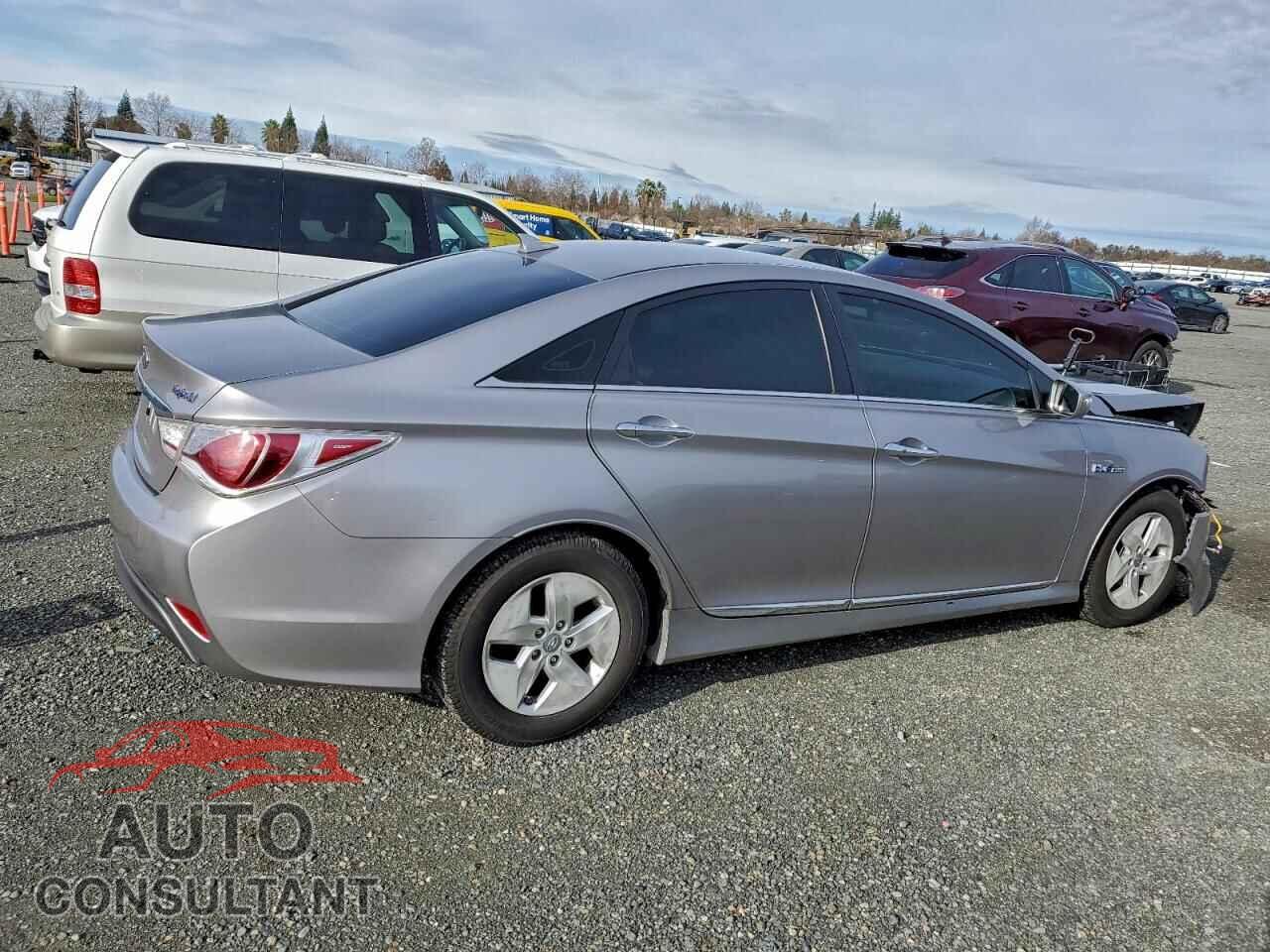 HYUNDAI SONATA 2012 - KMHEC4A40CA058366