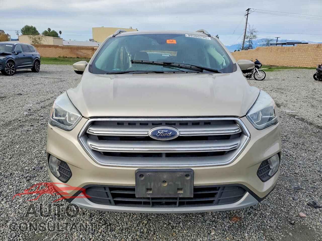 FORD ESCAPE 2017 - 1FMCU0JD3HUC26889