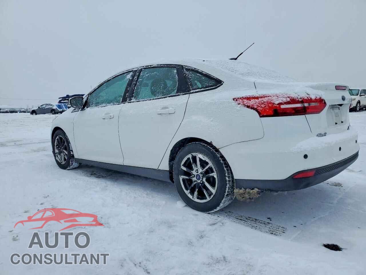 FORD FOCUS 2015 - 1FADP3F23FL385462