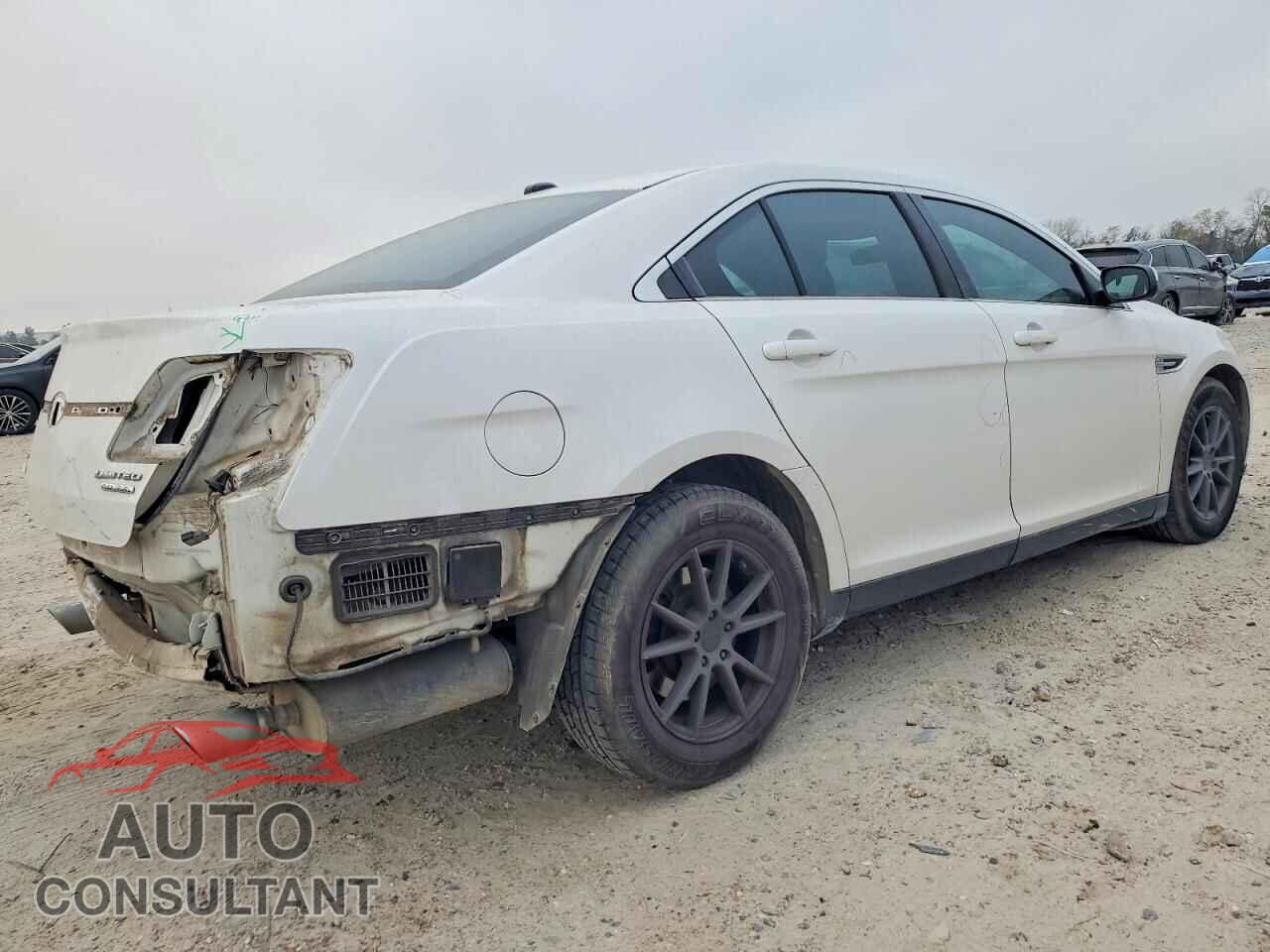 FORD TAURUS 2013 - 1FAHP2F89DG208842