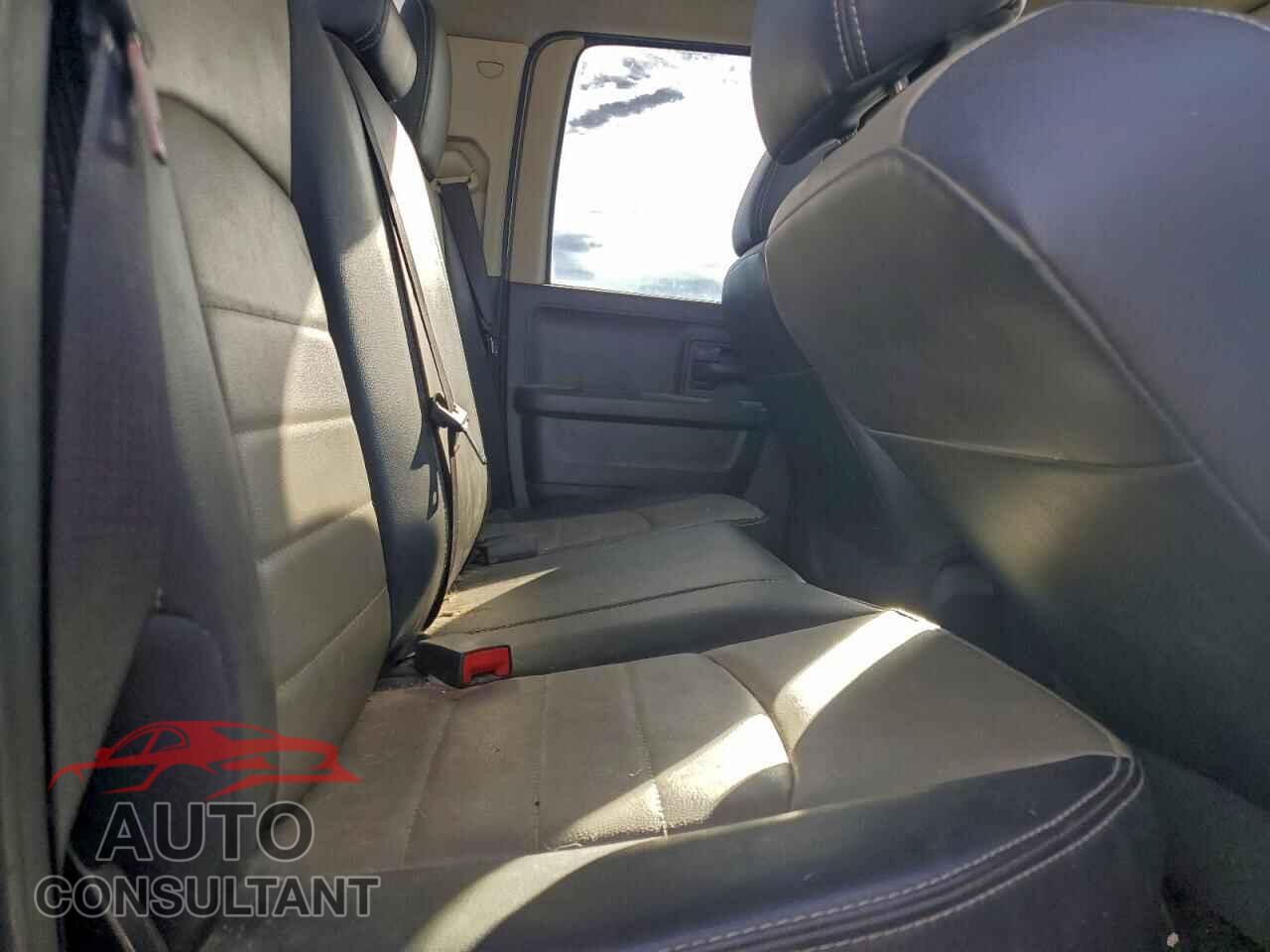 DODGE RAM 1500 2012 - 1C6RD7FT6CS167873