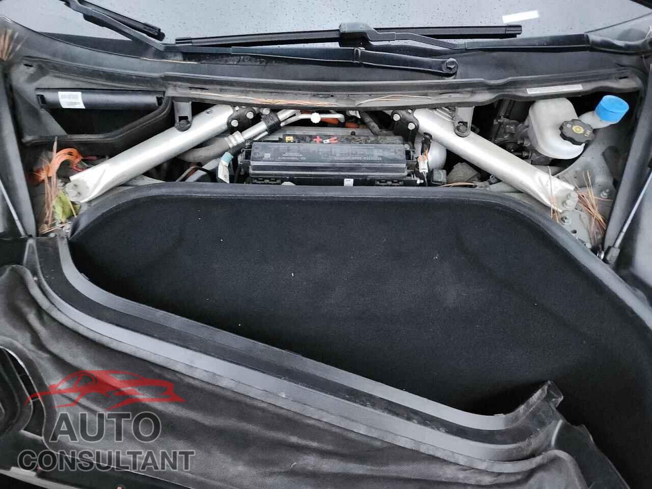 TESLA MODEL S 2015 - 5YJSA1E24FF118763