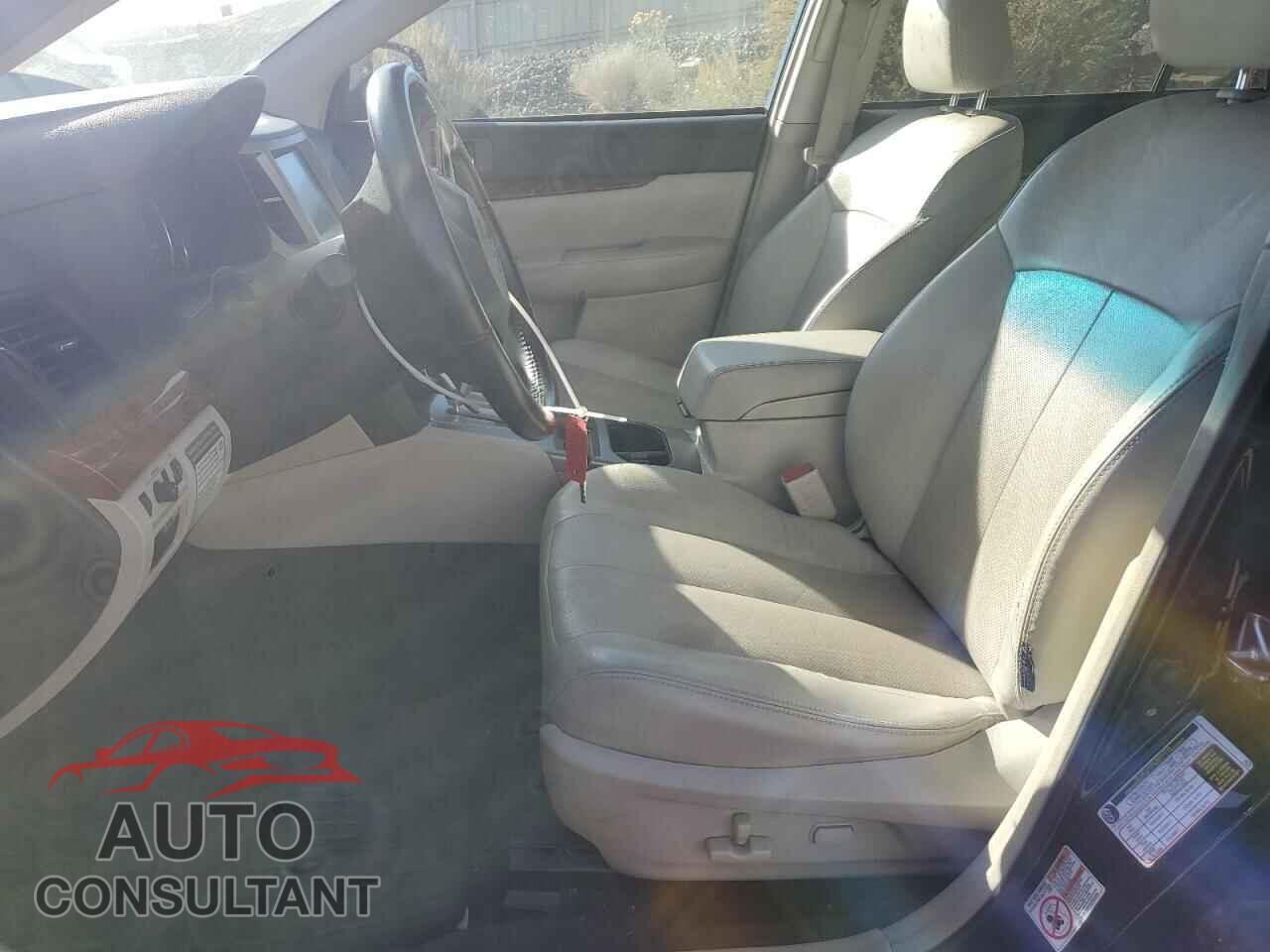 SUBARU OUTBACK 2012 - 4S4BRBLC3C3211059