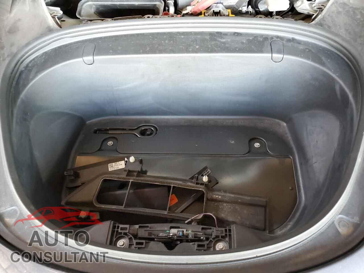 TESLA MODEL 3 2018 - 5YJ3E1EA3JF035642