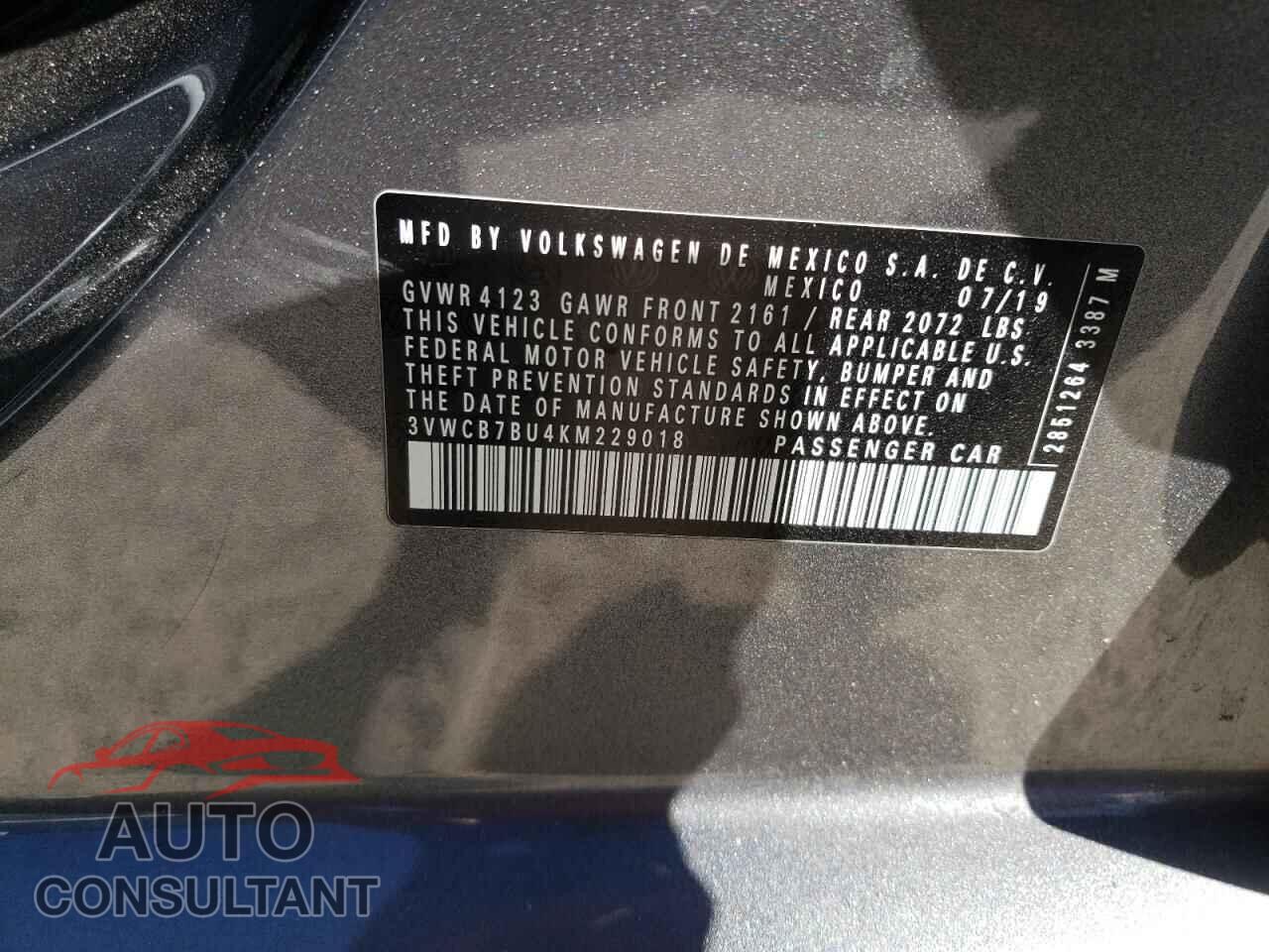 VOLKSWAGEN JETTA 2019 - 3VWCB7BU4KM229018