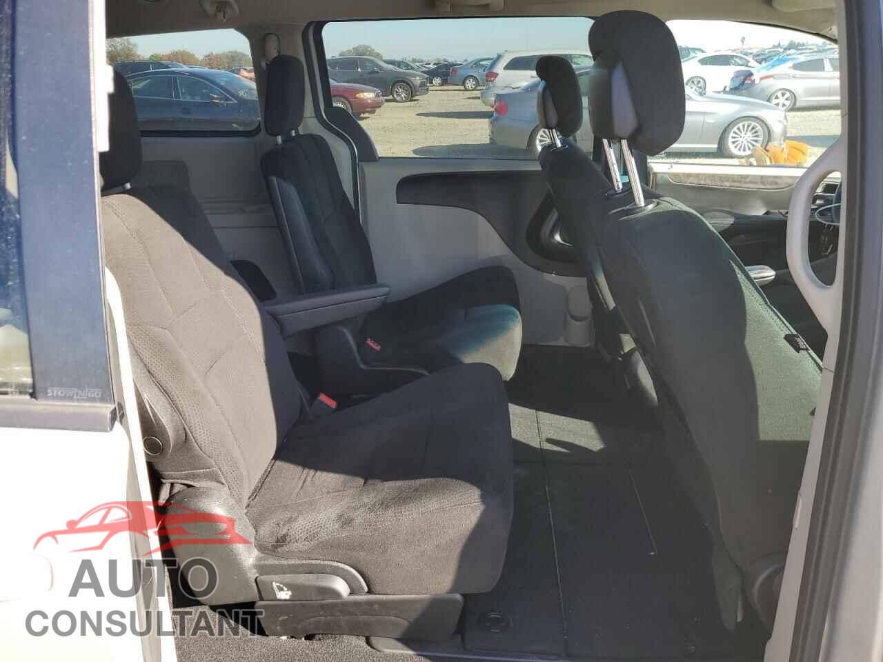 DODGE CARAVAN 2011 - 2D4RN3DG5BR756159