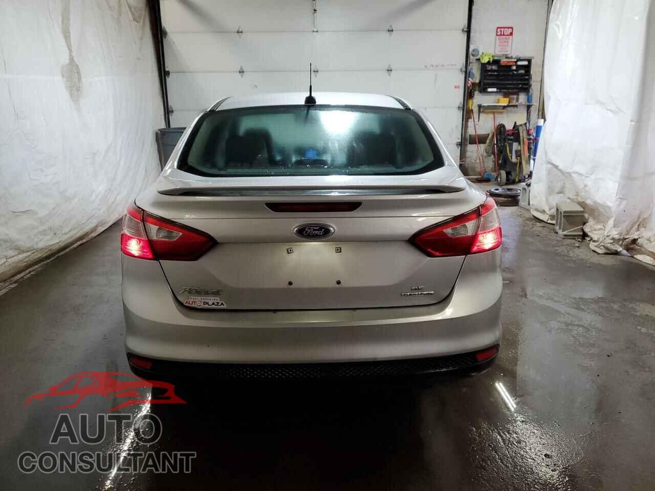 FORD FOCUS 2014 - 1FADP3F25EL160927