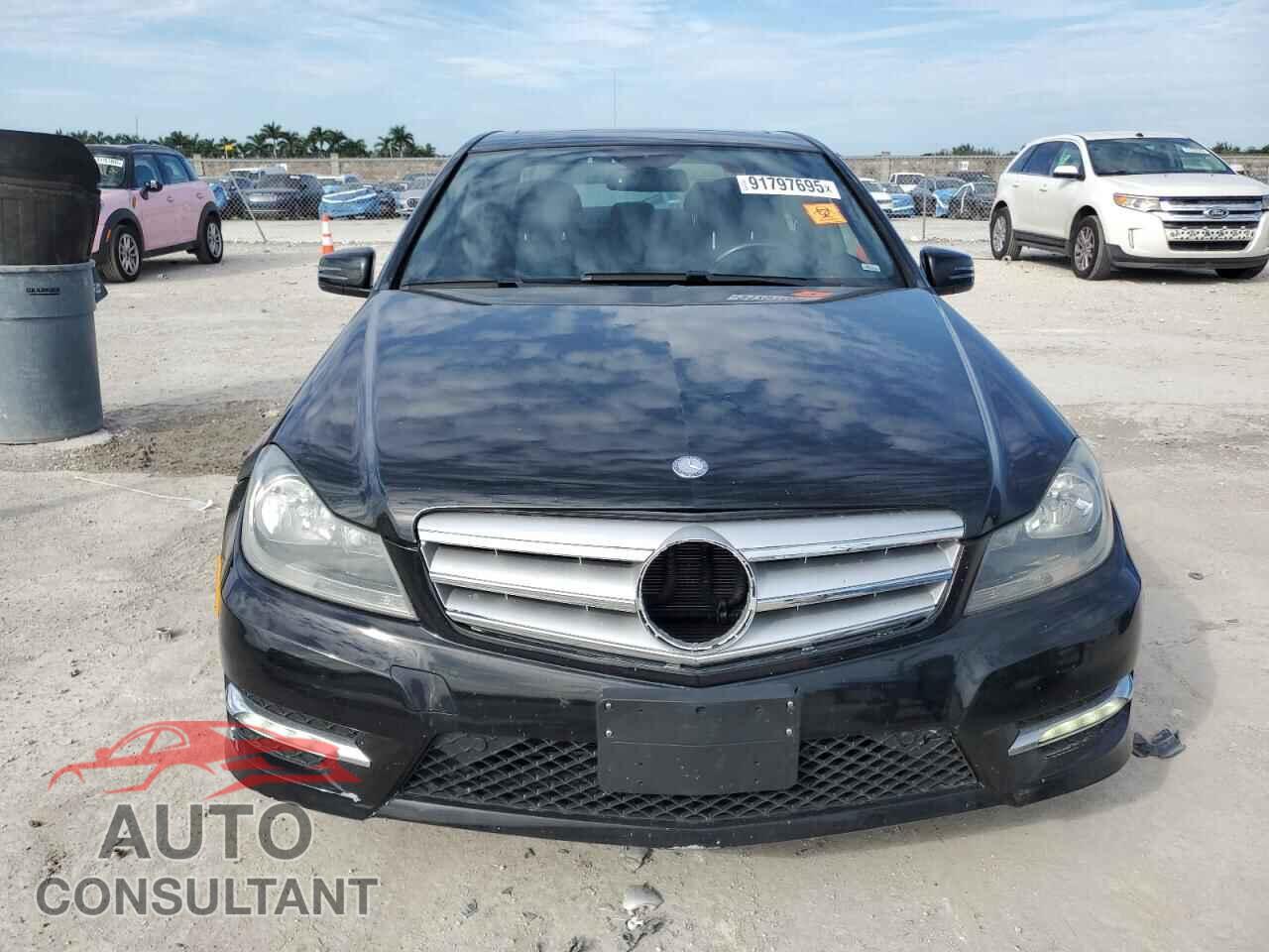 MERCEDES-BENZ C-CLASS 2013 - WDDGF8AB4DR293341