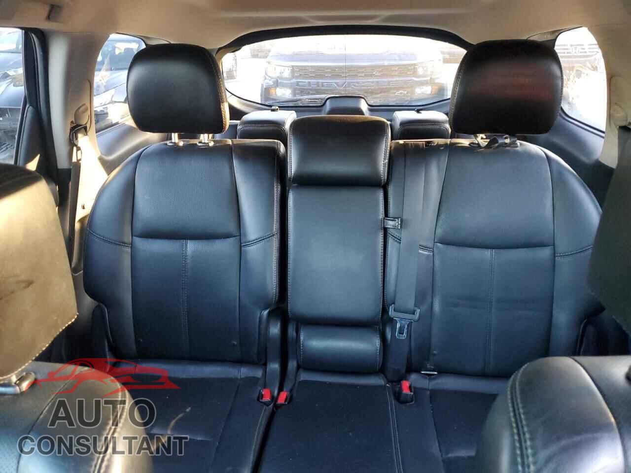 NISSAN PATHFINDER 2013 - 5N1AR2MN9DC685319