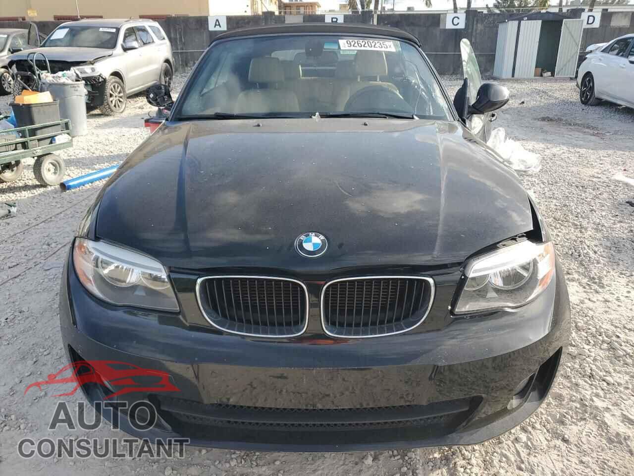 BMW 1 SERIES 2012 - WBAUL7C50CVM81445