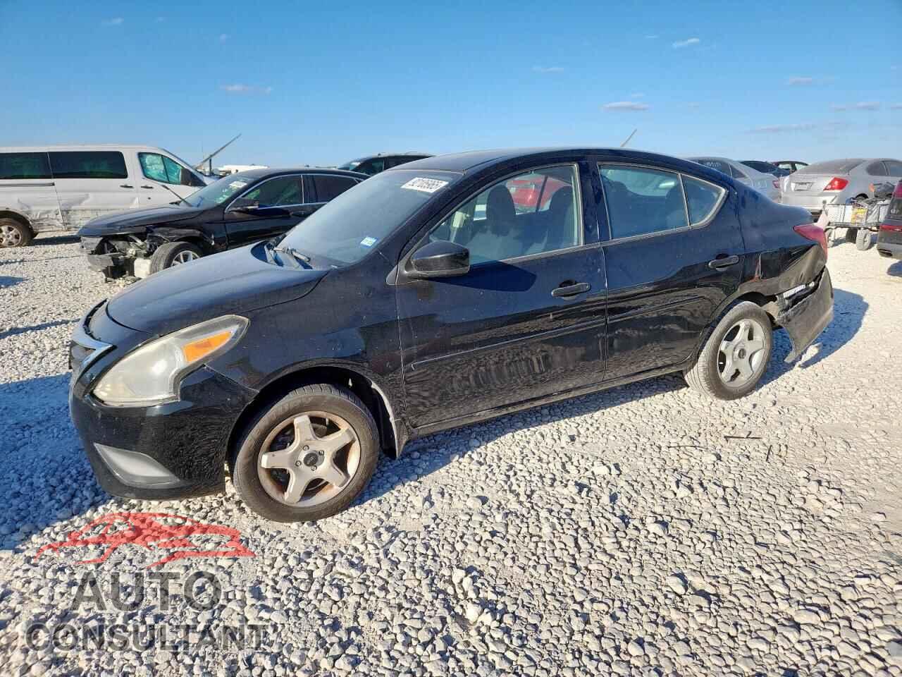 NISSAN VERSA 2017 - 3N1CN7AP3HL896587