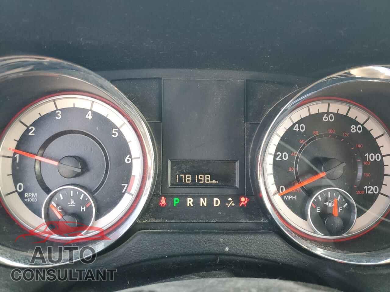 DODGE CARAVAN 2017 - 2C4RDGBG8HR631305