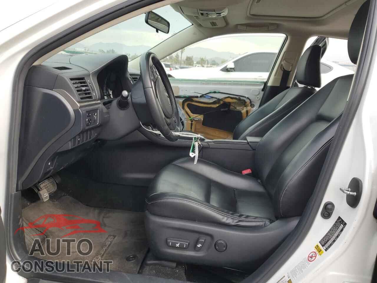 LEXUS CT 200 2014 - JTHKD5BH8E2200535