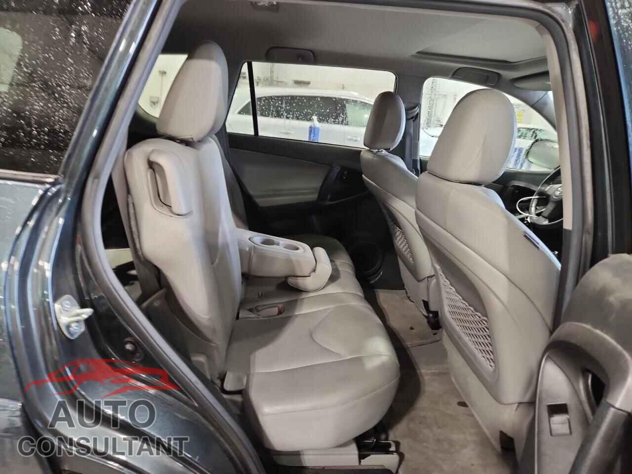 TOYOTA RAV4 2012 - 2T3DF4DV0CW215746