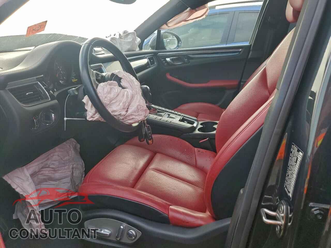 PORSCHE MACAN 2018 - WP1AA2A57JLB19217