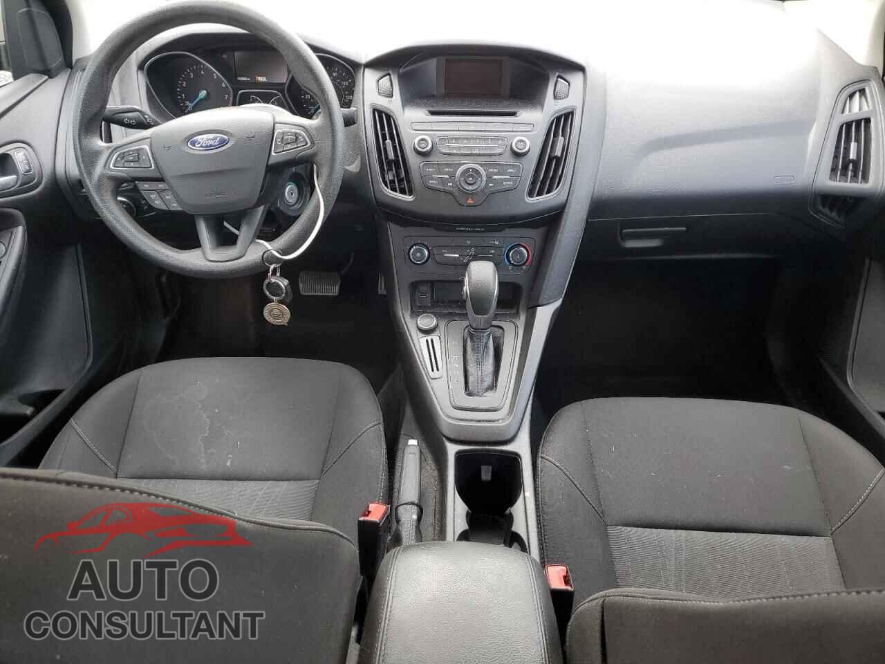 FORD FOCUS 2017 - 1FADP3F2XHL275396