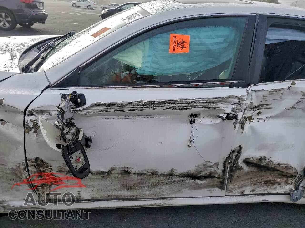 LEXUS IS 2011 - JTHBE5C21B5025546