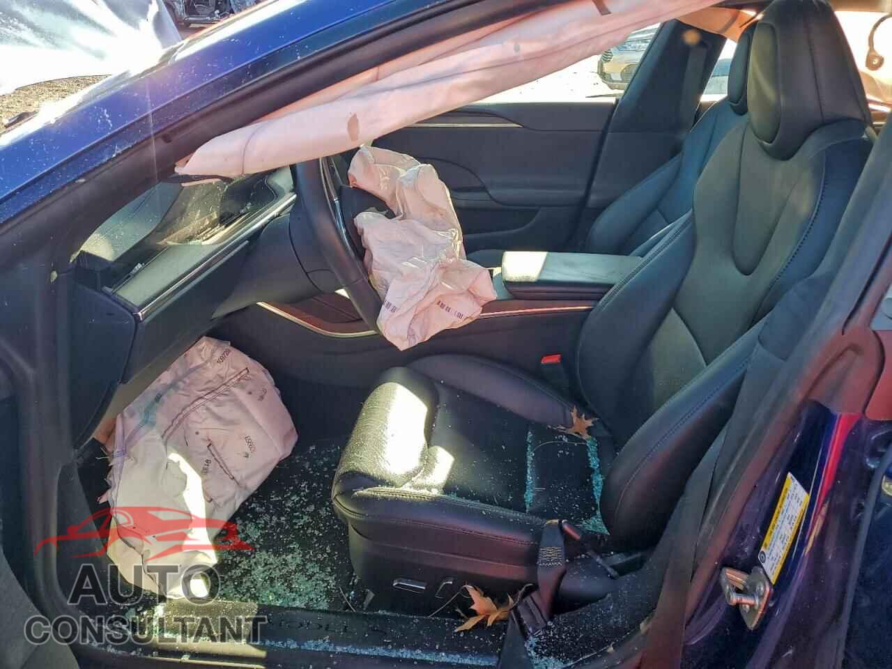TESLA MODEL S 2023 - 5YJSA1E52PF505257