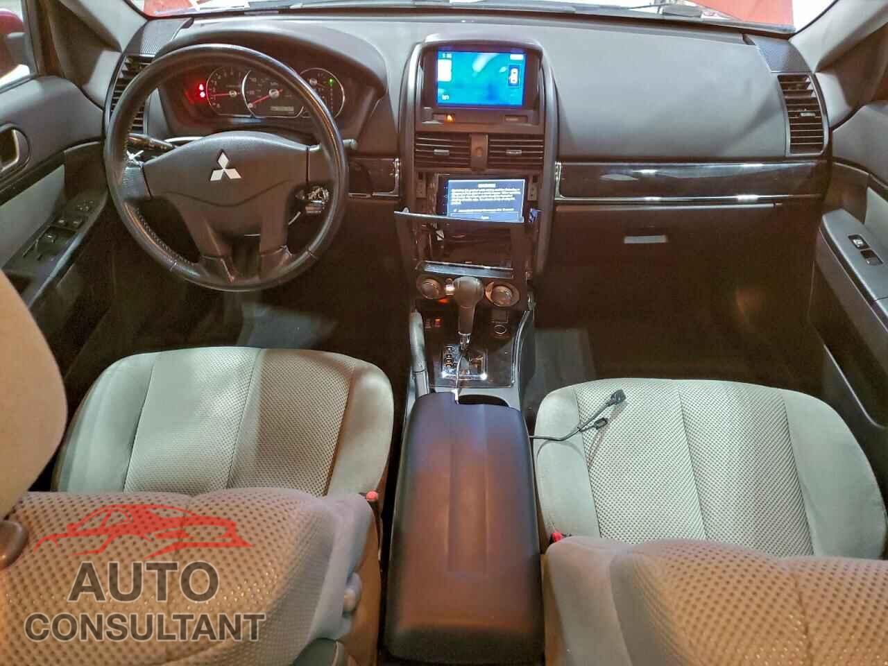 MITSUBISHI GALANT 2011 - 4A32B3FF0BE016623