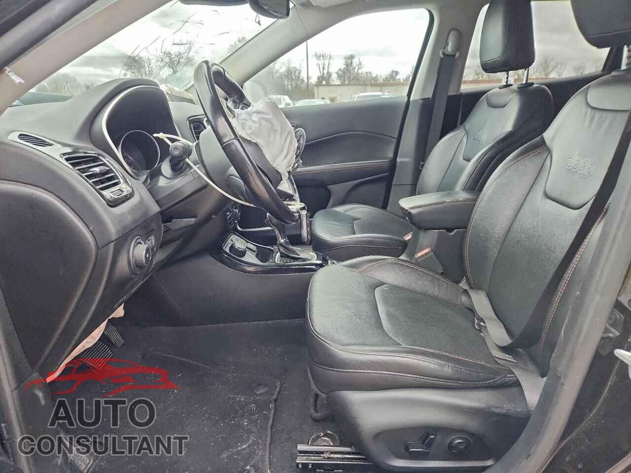 JEEP COMPASS 2021 - 3C4NJDCB3MT522136